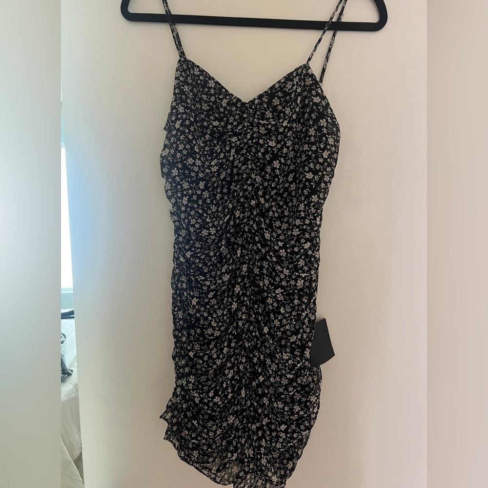 Lulu’s Ruched Black Floral Dress